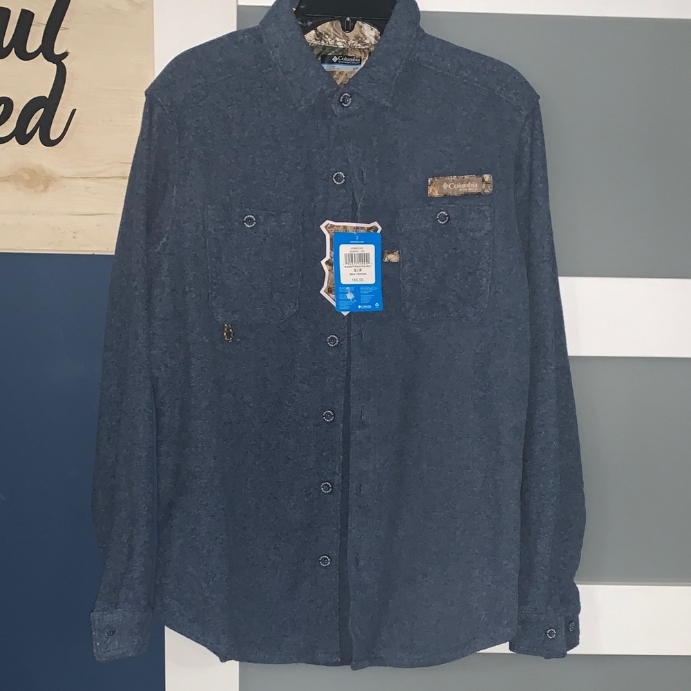 Columbia Blue Long Sleeve Sweater/Shirt